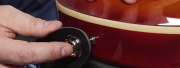 Comment installer des straplocks Dunlop ?